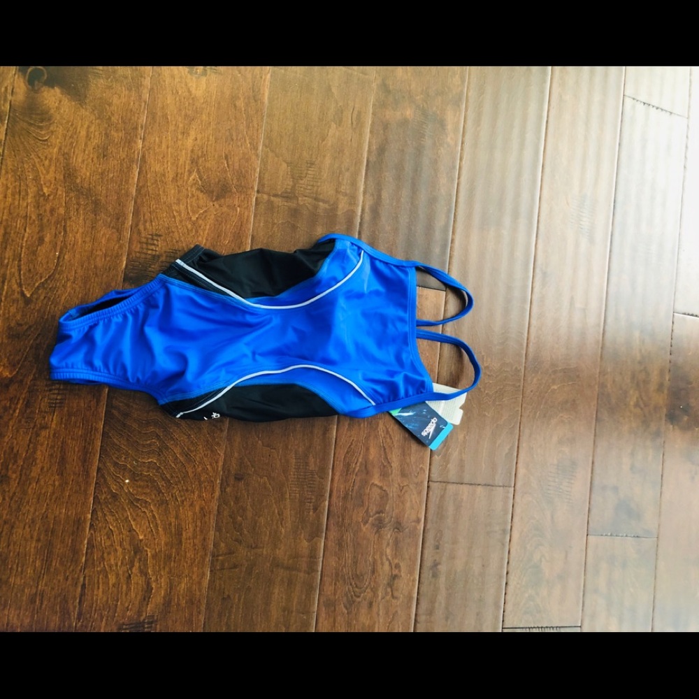 Girls speedo competition swimsuit